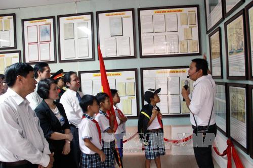 В провинции Биньтхуан открылась выставка, посвященная вьетнамским островам Хоангша и Чыонгша